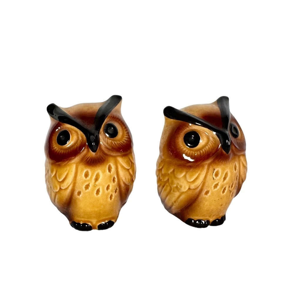 VINTAGE Japanese Matching Ceramic Owl Salt and Pepper Shakers